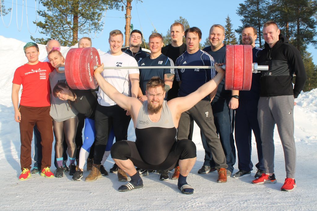 Joukkuekuva helmikuun 2019 leiriltä
