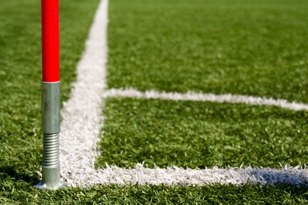 naroznik-boiska-pilka-nozna
